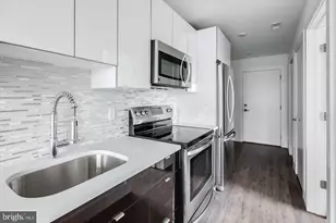 1155 S 15th St, Philadelphia, PA 19146 - Photo 3