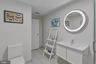 122 New St, Philadelphia, PA 19106 - Photo 17