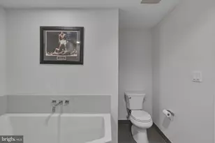 122 New St, Philadelphia, PA 19106 - Photo 23