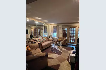 561 W Abbottsford Avenue, Philadelphia, PA 19144 - Photo 3