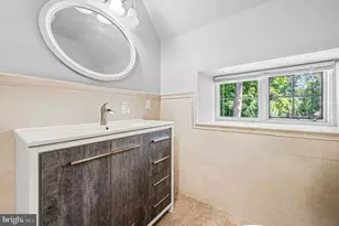 999 E Haines St, Philadelphia, PA 19138 - Photo 23
