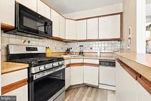 8547 Forrest Ave, Philadelphia, PA 19150 - Photo 11