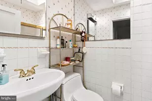 8547 Forrest Ave, Philadelphia, PA 19150 - Photo 13
