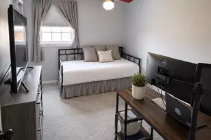 8520 Bridle Rd, Philadelphia, PA 19111 - Photo 11