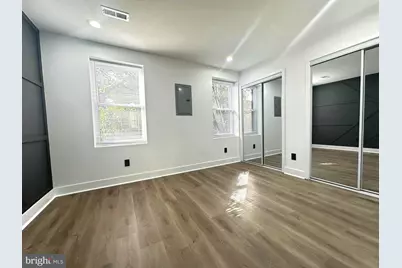 1015 S 6th Street #2, Philadelphia, PA 19147 - Photo 5
