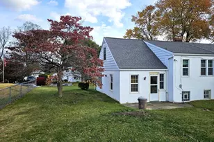 8612 Lykens Ln, Philadelphia, PA 19128 - Photo 11