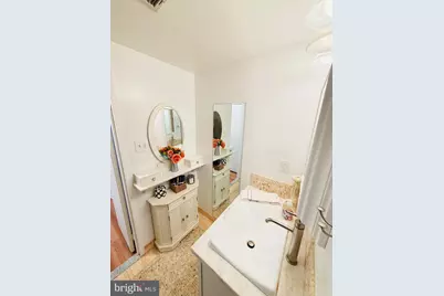 234 N 3rd Street #203, Philadelphia, PA 19106 - Photo 35