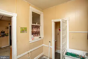 814 E Woodlawn St, Philadelphia, PA 19138 - Photo 33