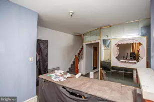 814 E Woodlawn St, Philadelphia, PA 19138 - Photo 17