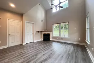 540 Easy St, Philadelphia, PA 19111 - Photo 9