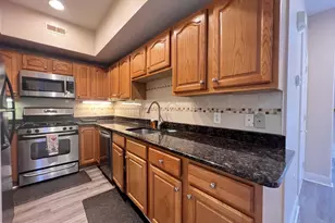 540 Easy St, Philadelphia, PA 19111 - Photo 15