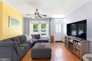 2409 S Clarion St, Philadelphia, PA 19148 - Photo 3