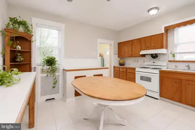 7735 Hasbrook Avenue, Philadelphia, PA 19111 - Photo 9