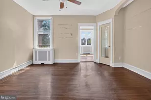 7317 E Walnut Ln, Philadelphia, PA 19138 - Photo 9