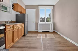 7317 E Walnut Ln, Philadelphia, PA 19138 - Photo 11