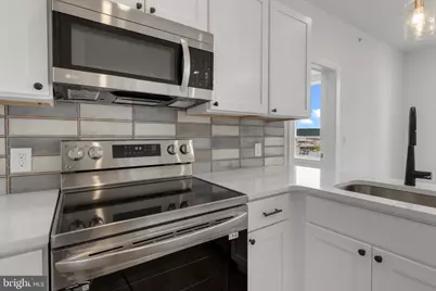 2214 N Front Street #204, Philadelphia, PA 19133 - Photo 5