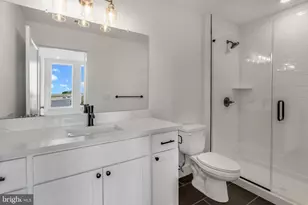 2214 N Front St, Philadelphia, PA 19133 - Photo 17