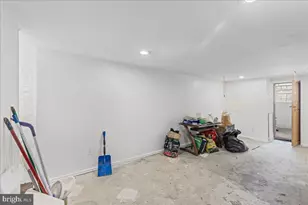 5628 N Marvine St, Philadelphia, PA 19141 - Photo 25
