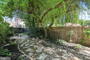 466 Conarroe St, Philadelphia, PA 19128 - Photo 3
