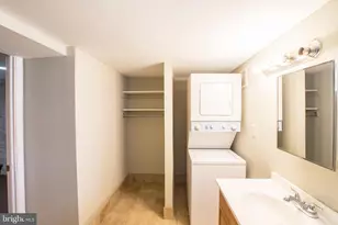 5750 N Lambert St, Philadelphia, PA 19138 - Photo 21