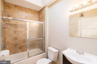 5750 N Lambert Street, Philadelphia, PA 19138 - Photo 15