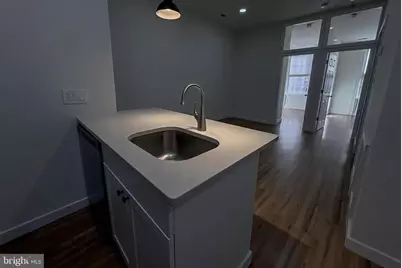 1525 Green Street #2F, Philadelphia, PA 19130 - Photo 7