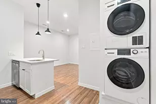 1525 Green St, Philadelphia, PA 19130 - Photo 15