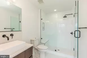 1723 Francis St, Philadelphia, PA 19130 - Photo 19
