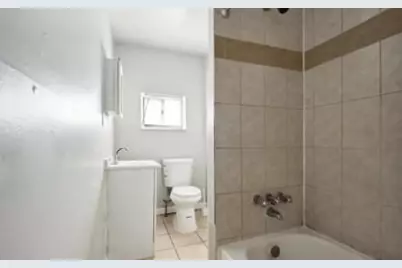 6616 Woodland Avenue, Philadelphia, PA 19142 - Photo 11