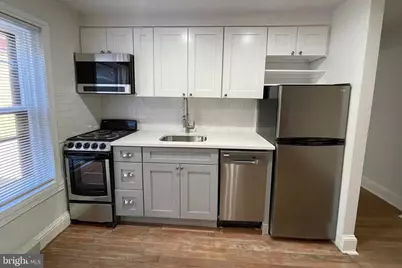 2107 Green Street #2R, Philadelphia, PA 19130 - Photo 1