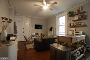 2107 Green St, Philadelphia, PA 19130 - Photo 9