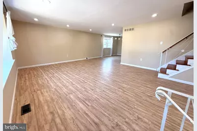 506 Pinewood Road, Philadelphia, PA 19116 - Photo 5