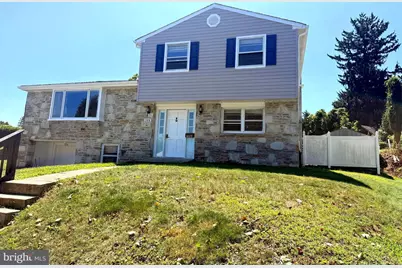 506 Pinewood Road, Philadelphia, PA 19116 - Photo 3