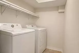 931 E Moyamensing Ave, Philadelphia, PA 19147 - Photo 23
