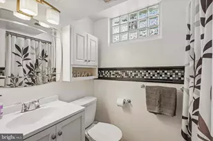 565 Domino Ln, Philadelphia, PA 19128 - Photo 17