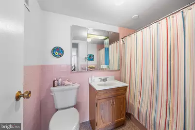 2401 Pennsylvania Avenue #4B23, Philadelphia, PA 19130 - Photo 21