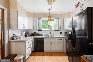 6348 Henry Ave, Philadelphia, PA 19128 - Photo 11