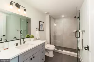 629 W Girard Ave, Philadelphia, PA 19123 - Photo 39