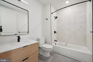 225 N 12th St, Philadelphia, PA 19107 - Photo 9