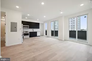 225 N 12th St, Philadelphia, PA 19107 - Photo 1