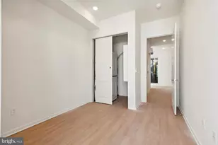 225 N 12th St, Philadelphia, PA 19107 - Photo 9