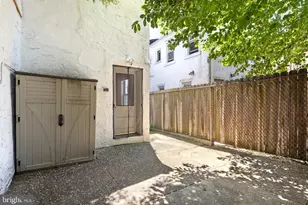 439 W George St, Philadelphia, PA 19123 - Photo 19