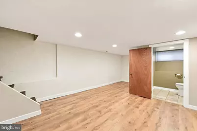 2432 S Bancroft Street, Philadelphia, PA 19145 - Photo 11