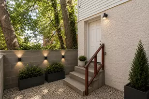 1615 W Westmoreland St, Philadelphia, PA 19140 - Photo 9