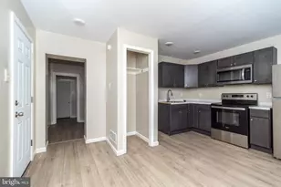 1615 Dyre St, Philadelphia, PA 19124 - Photo 9