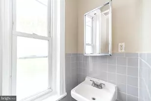1615 Dyre St, Philadelphia, PA 19124 - Photo 27