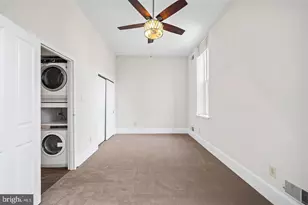 1023 Clinton St, Philadelphia, PA 19107 - Photo 11