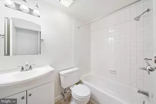 1023 Clinton St, Philadelphia, PA 19107 - Photo 15