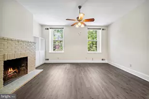 1023 Clinton St, Philadelphia, PA 19107 - Photo 7
