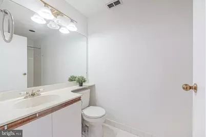 315 New Street #504, Philadelphia, PA 19106 - Photo 17
